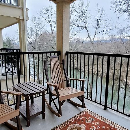 Jan'S Riverside Retreat ピジョンフォージ エクステリア 写真